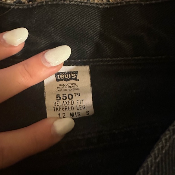 Levi 550 Black Shorts - Picture 4 of 4